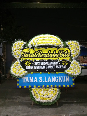 Papan Bunga Duka di Cisalak
